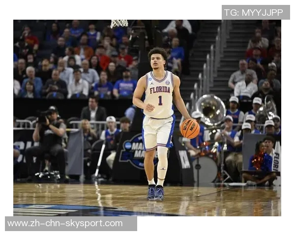 新秀榜更新克尼佩尔稳居榜首弗拉格紧随其后VJ与哈珀争夺前四名次 新秀榜更新克尼佩尔稳居榜首弗拉格紧随其后VJ与哈珀争夺前四名次