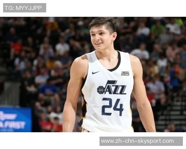 格雷森阿伦状态火热近三场场均24分助攻和抢断表现抢眼正负值高达19